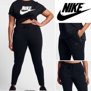 Nike Tech Fleece Pants Plus Size